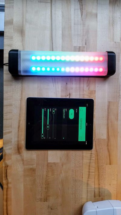 LED light bar with 3D-printed and vacuum-formed enclosure